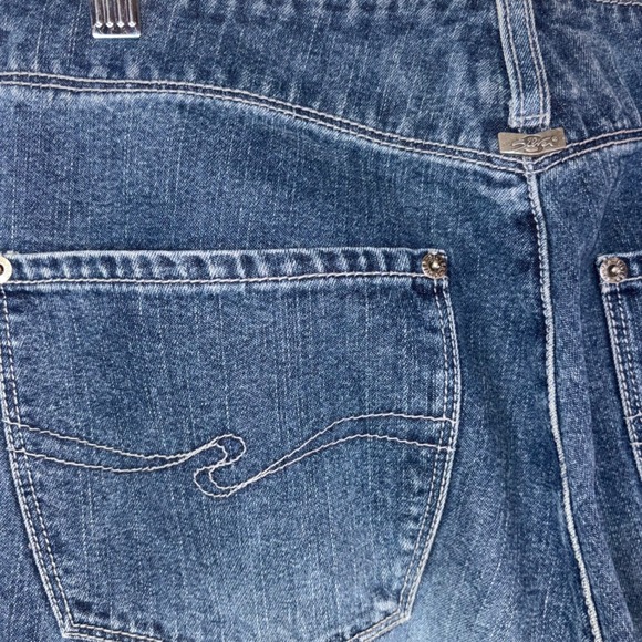 Silver Jeans Co. Flare Leg Women's Denim Jeans Dark Wash Western Glove‎ Works - Picture 4 of 6